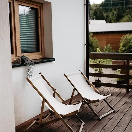 Pod Szarowym Lasem *